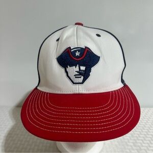 PACIFIC HEADWEAR PROFLEX NEW ENGLAND PATRIOTS FITTED HAT CAP SM-MD. STYLE 471.